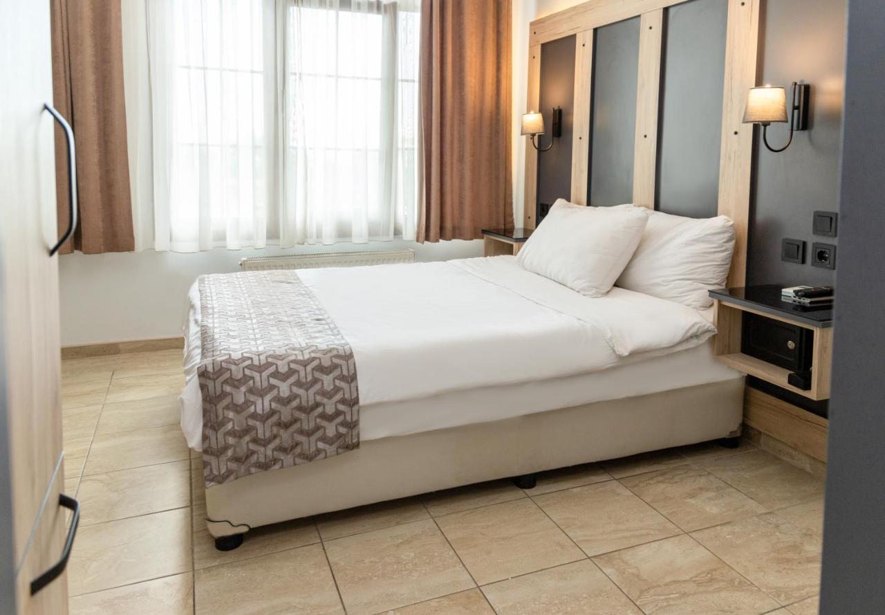 Galley Hotel Istanbul Exterior photo